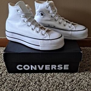 CTAS Women's White Converse Lift Platform High Tops Size 6.5